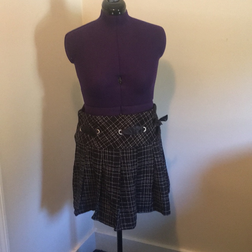 Black tweed skirt